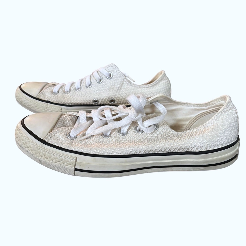 Converse All Star Textured White‎ Sneakers Women's Sz 8